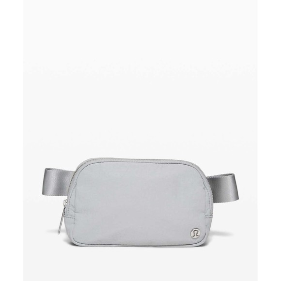 lululemon athletica Handbags - NWT Lululemon Everywhere Belt Bag Silver Drop Gray Extended Strap Fanny Pack